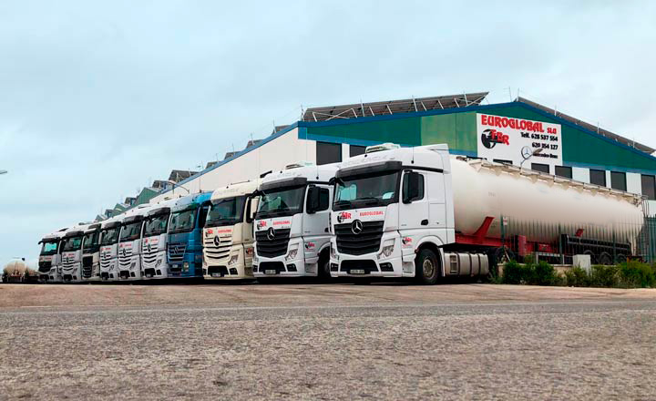 fleet of foodstuff road tankers