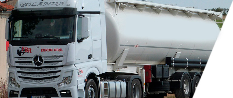 Road tanker transport for foodstuff