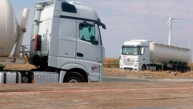 foodstuff road tankers on road