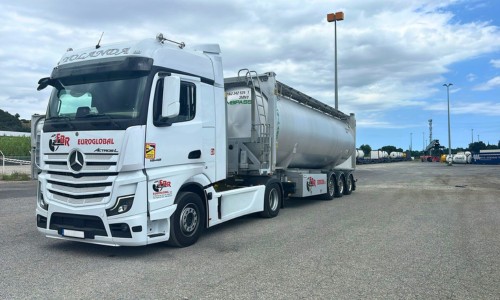 Transporte intermodal de cisternas alimentarias Transporte intermodal de cisternas alimentarias